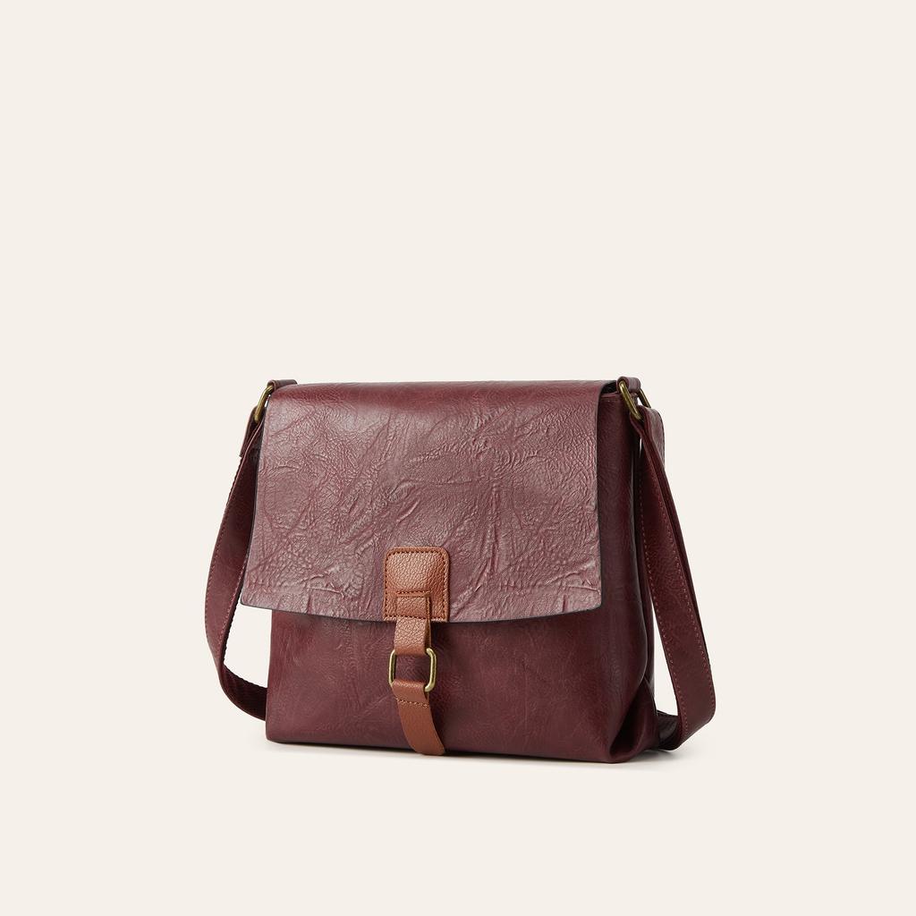 Today's popular bags, new largecapacity trendy texture fashionable retro shoulder bag messenger bag commuter bag