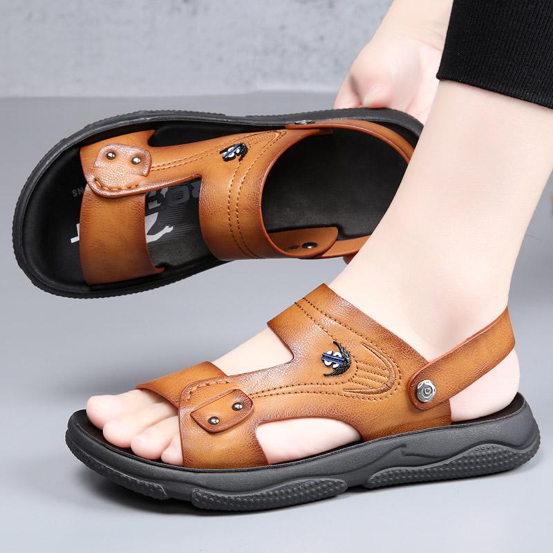 Summer High Quality Sandals Men's New Summer Dual Purpose Beach Shoes Anti-skid Leather Slippers Outdoor Waterproof Beach Shoes