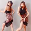 Sexy Schwarzer High-End Latein-Tanzrock mit unregelmäßigen Fransen für Cha-Cha und Samba