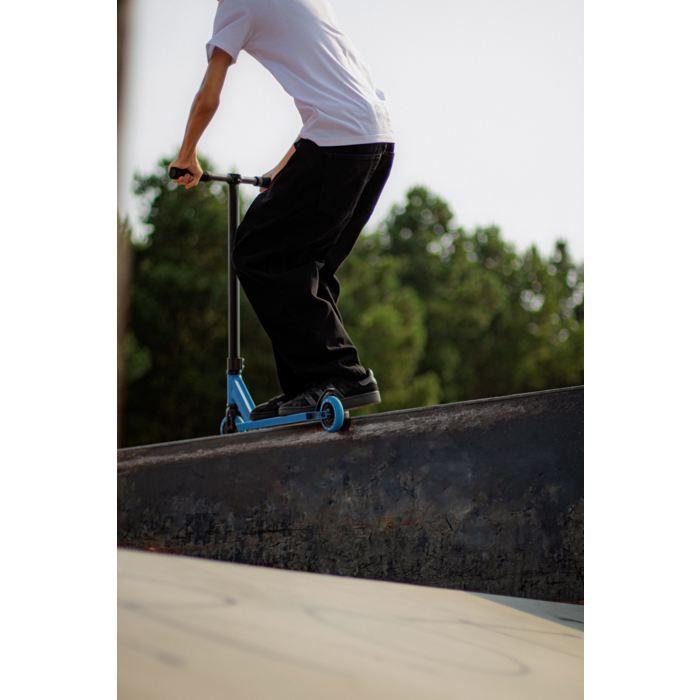 ACTA Freestyle Scooter - Model F2 - Blue/Black