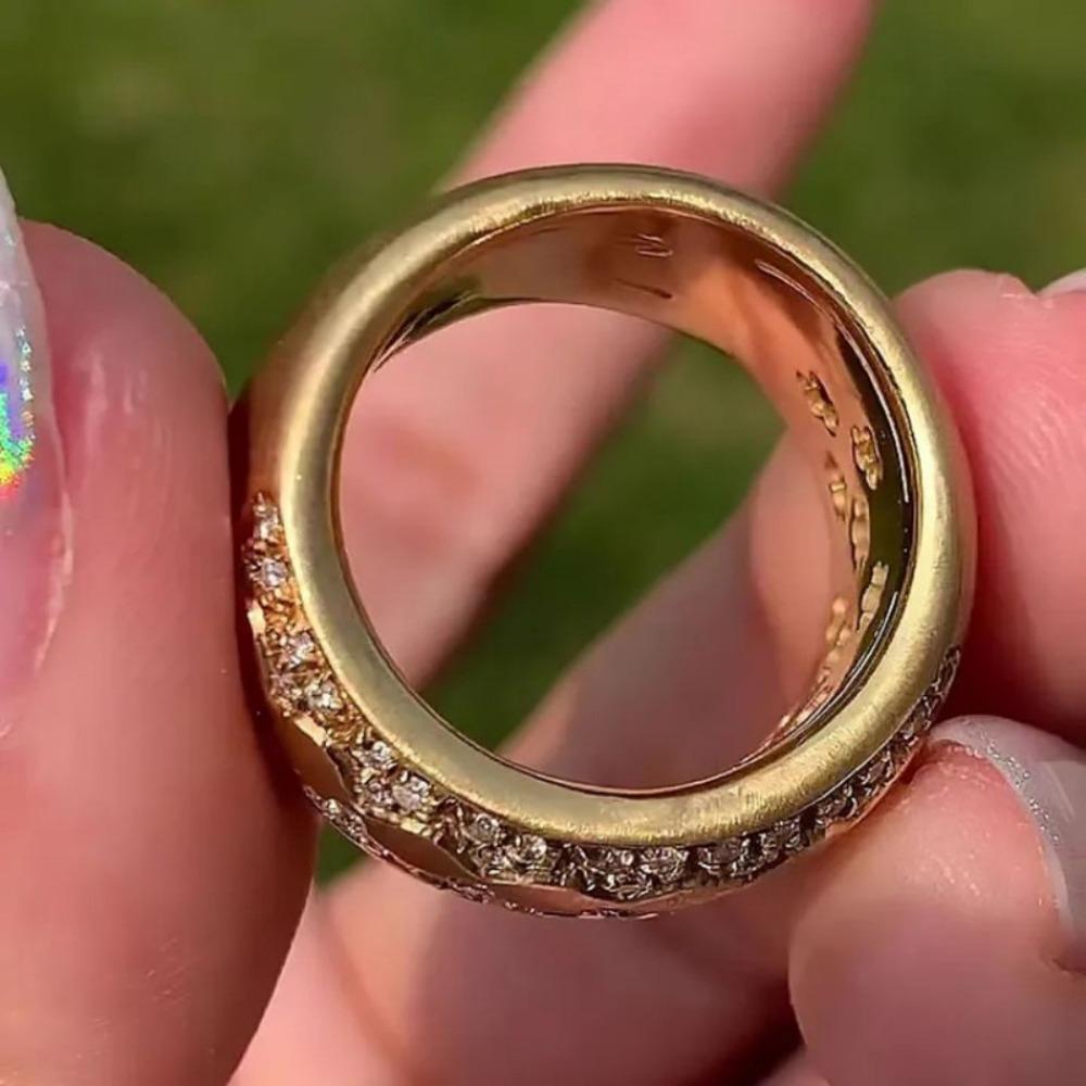 Luxury Italian Handmade Brushed Gold Plated Ring for Women Elegant Full Diamond Clover Fashion Jewelry