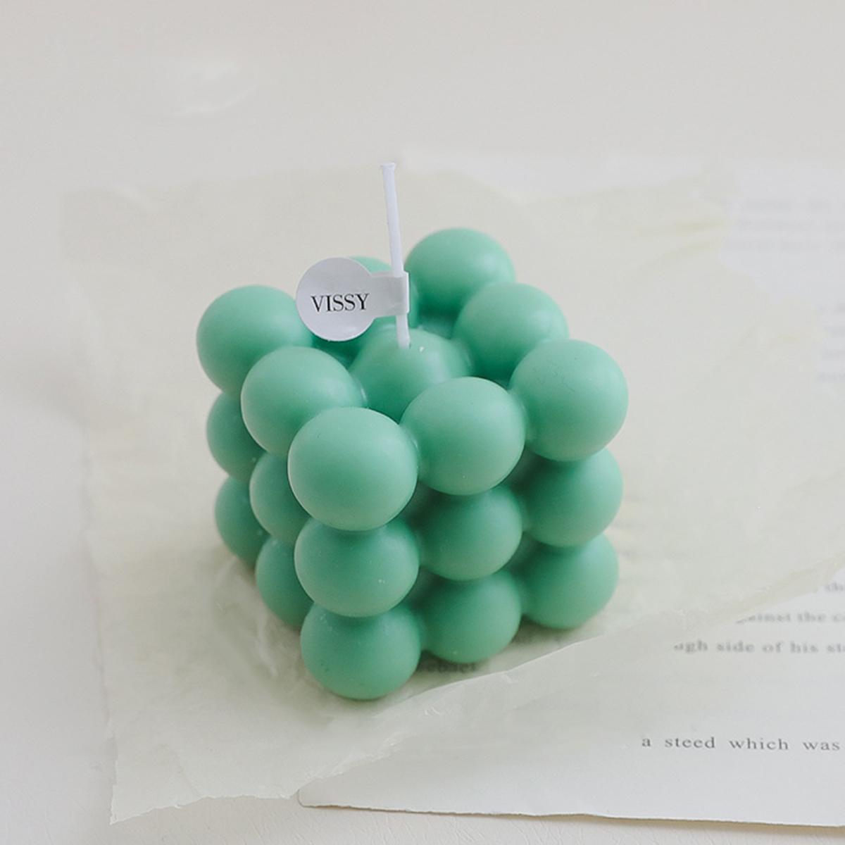 

1/3pcs/Rubik’s Cube Scented Candle Style Creative Handmade Furniture Decoration Props Rubik’s Cube Candle