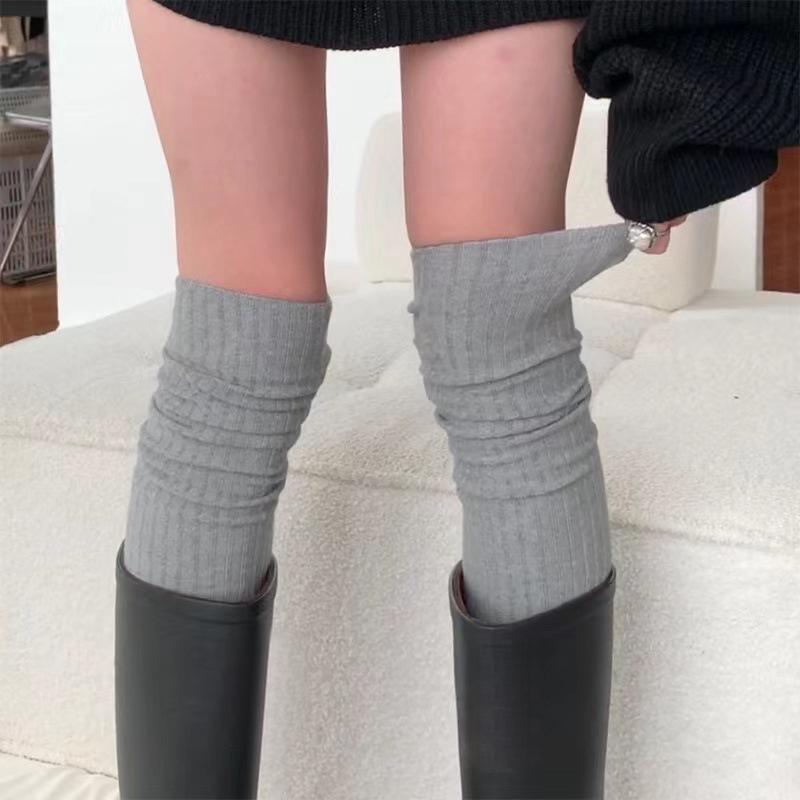 Autumn Female Stockings Fashion Girl JK Slim Boots Socks Vertical Stripes Pile Socks Japan  South Korea Calf Socks Women Socks
