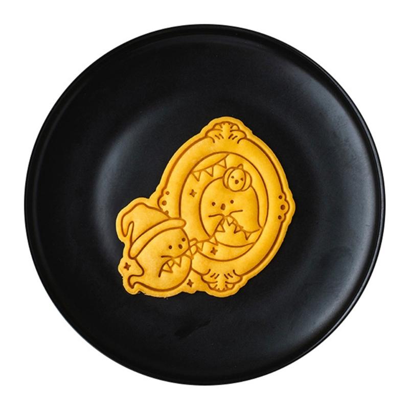 Plastic Baking Cookie Molds With Specter Design Halloween Party Pastry Making Kitchen Utensils For Family Activity