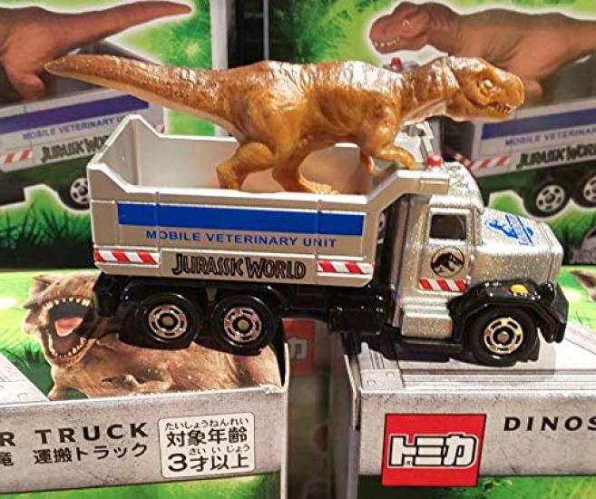 Official USJ Tomica Jurassic World Dinosaur Transport Truck Released in 2019 at Universal Studios [JURASSIC WORLD]