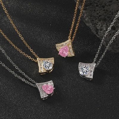 Elegante Halskette mit Anhänger im europäischen und amerikanischen Stil - Fächerförmiger Diamant, High-End-Nische, Schlüsselbeinkette
