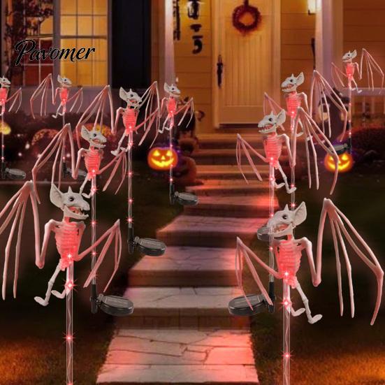 Ossa di Pipistrello 3D Realistiche, Luci Solari da Giardino per Halloween, Decorazioni per Sentieri Scheletriche, Accessori da Cortile Impermeabili a LED, Pali Luminosi Spettrali