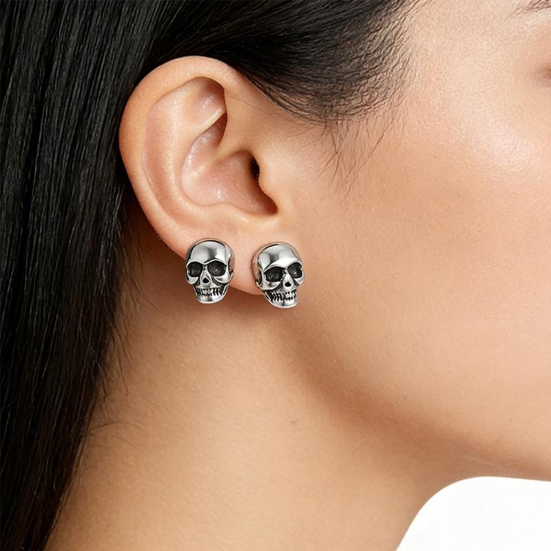 Skull Studs Pair, Vintage Gothic Alloy Design with Stud Back Closure for Halloween Parties and Edgy Outfit Styling