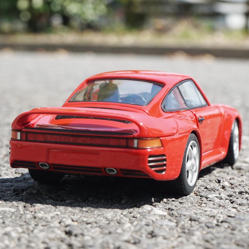 Welly 1/24 Porsche 959 Alloy Sports Car Model Diecast Metal Classic Racing Vehicle Car Model Simulation Collection Kids Toy Gift