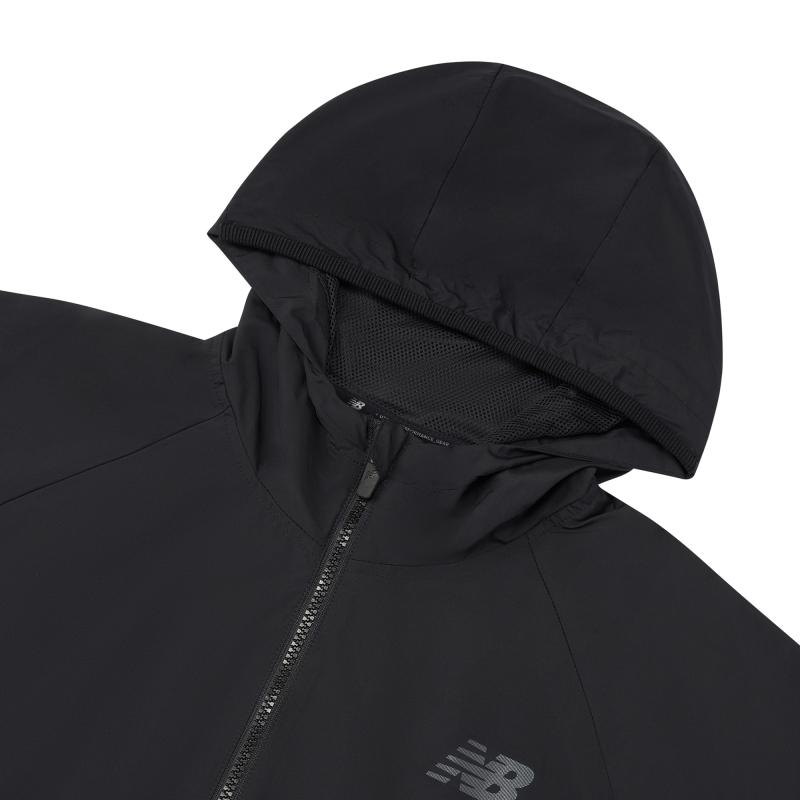 New Balance Jackets Men's Black Hooded Moderate Other AMJ31044-BK