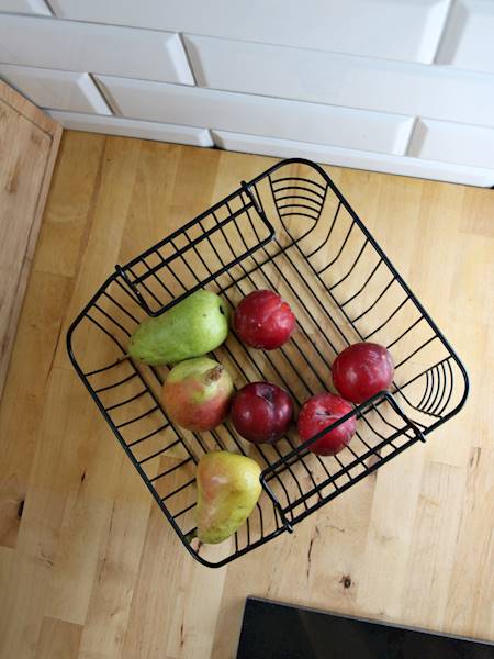 Black Tiered Metal Basket For Fruit And Vegetables