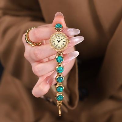 Women's Vintage Light Bracelet Chain Watch Ladies Quartz Wristwatches Gift