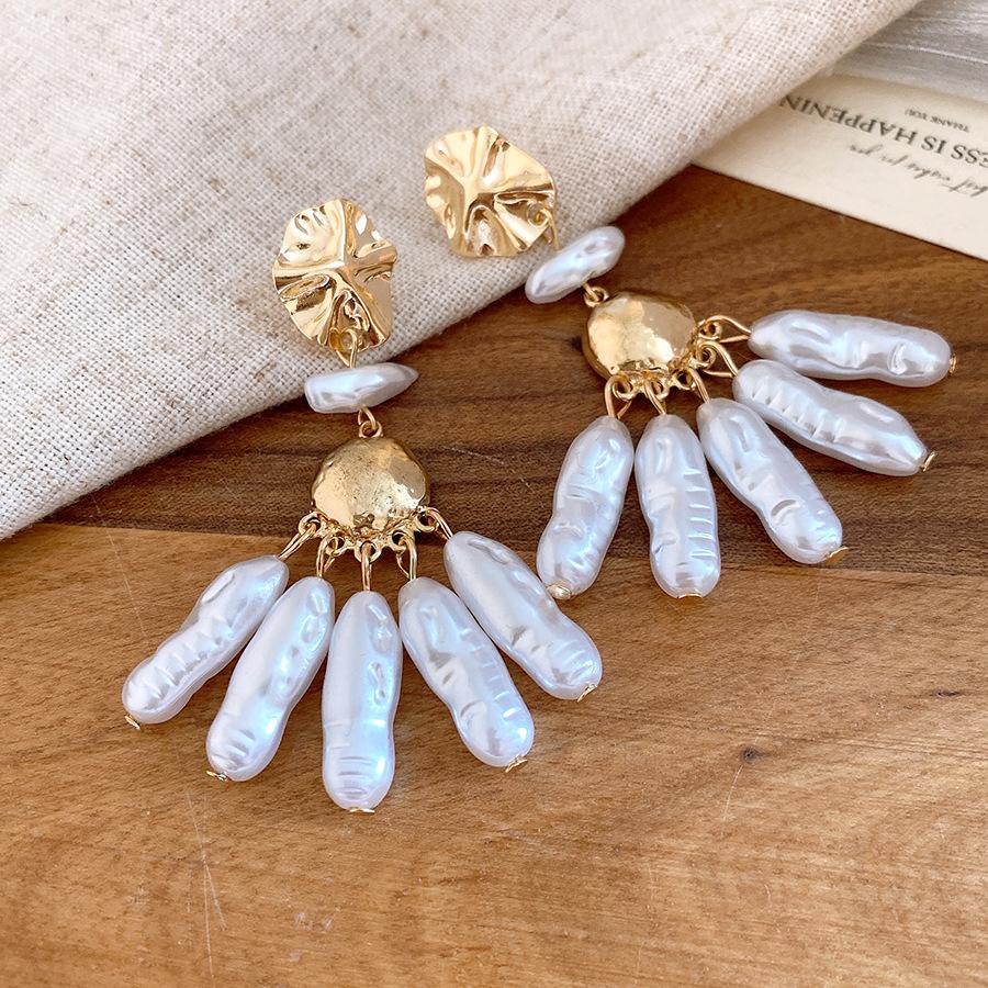 Baroque Pearl Earrings Retro Simple Elegant Women Jewelry