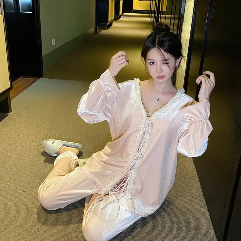 Autumn and Winter New Lace-up Gold Velvet Lace Pajamas for Women Solid Color V-neck Home Clothes Wearable Pajamas Set