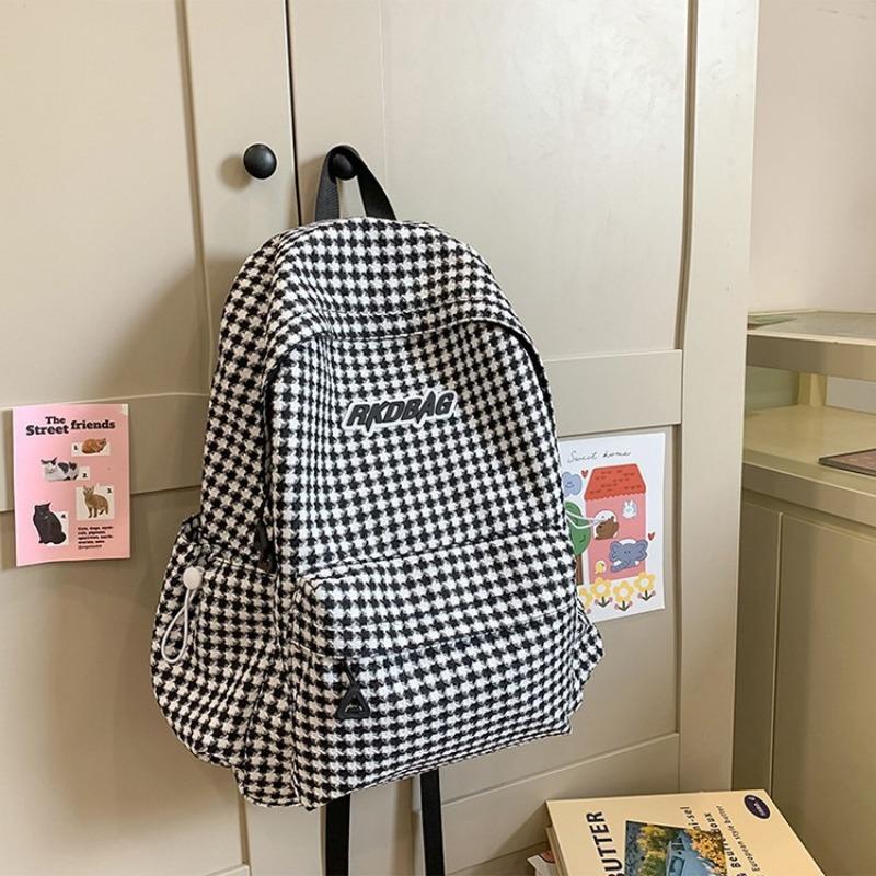

New checkerboard autumn and winter leisure backpack New backpack Large capacity school travel backpack чёрный