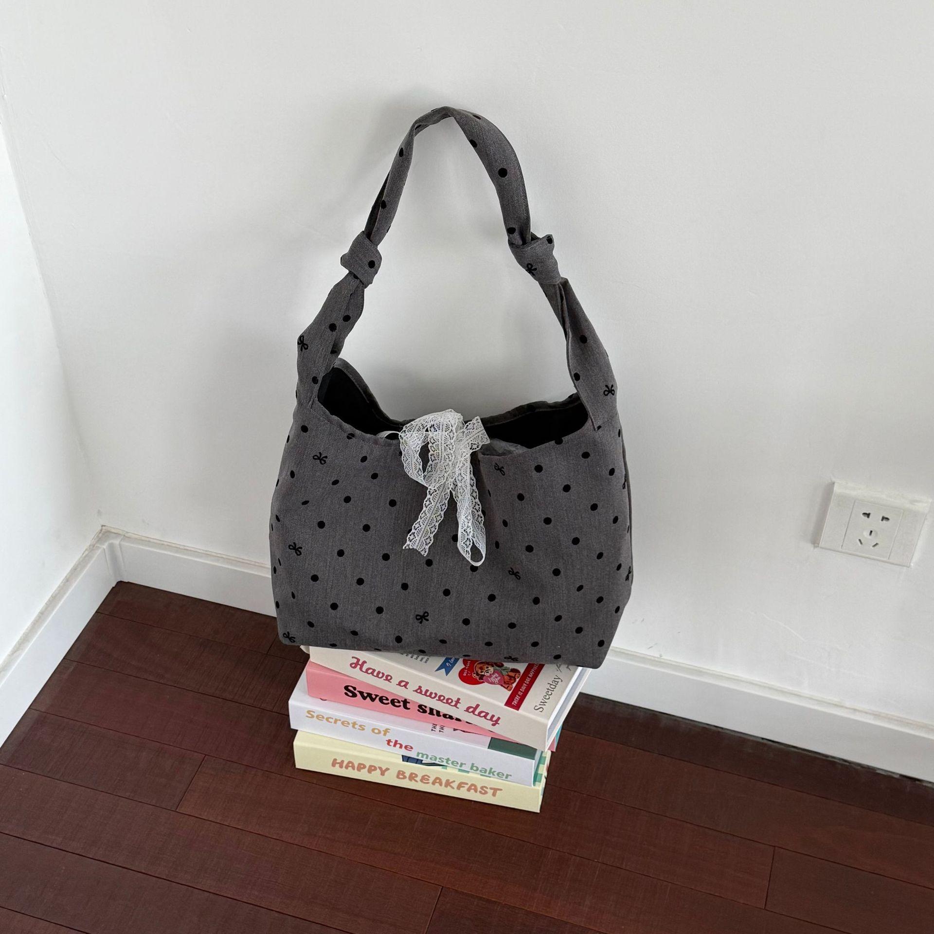 

Women s Casual Large Capacity Canvas Tote Bag New Fashi Polka Dot Shoulder Bag Versatile Commuting Bag