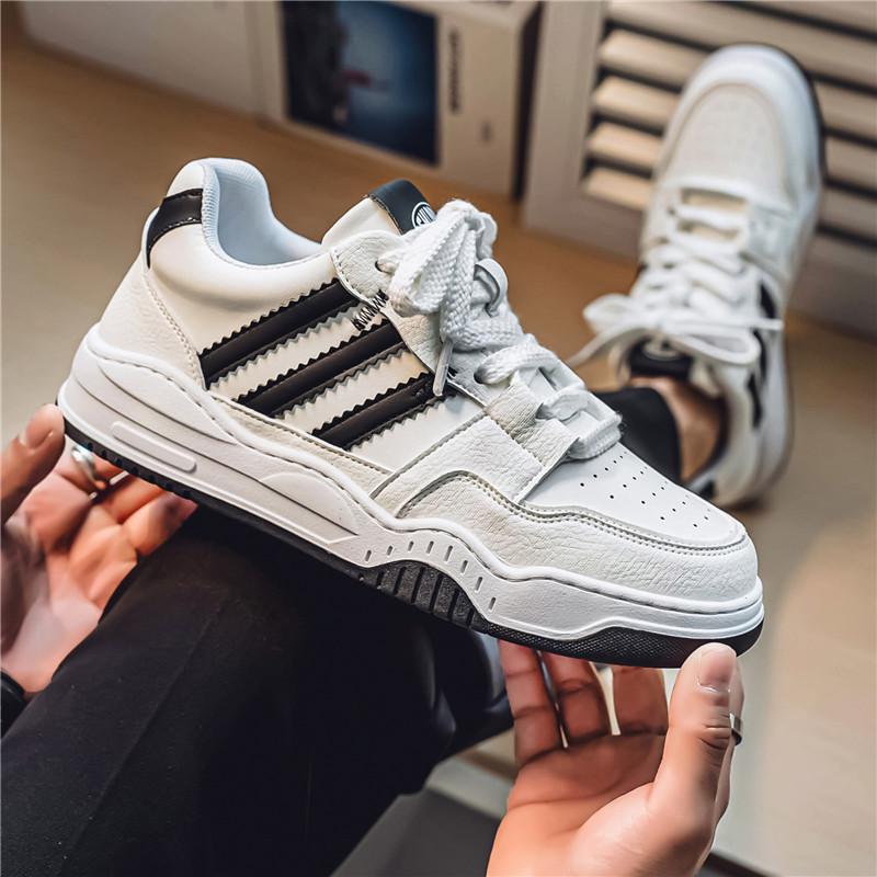 Moda pentru bărbați Pantofi de skateboard ocazional de jos pentru băieți Pantofi comozi Studenți de sex masculin Trend Talpă moale Clasic Respirabil Sală de sport Anti-alunecare