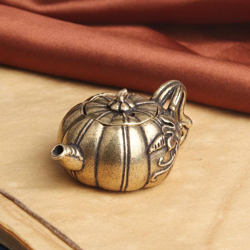 Antique Brass Pumpkin Teapot Desktop Ornament Creative Vintage Collectible Tea Pet Handheld Piece Old Copperware Wholesale