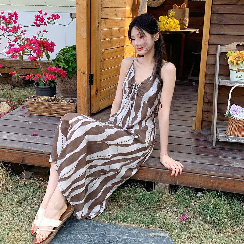Women s French-Inspired Summer Camisole Nightgown: Slim-Fit Lyocell-Cotton-Silk, Knee-Length, Versatile Wear One Size