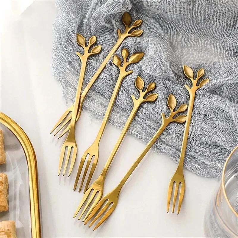 Creative Stainless Steel Leaf Shape Gold Flatware Fruit Fork Dinnerware Appetizer Snack Dessert Fork Kitchen Tableware 6Pcs