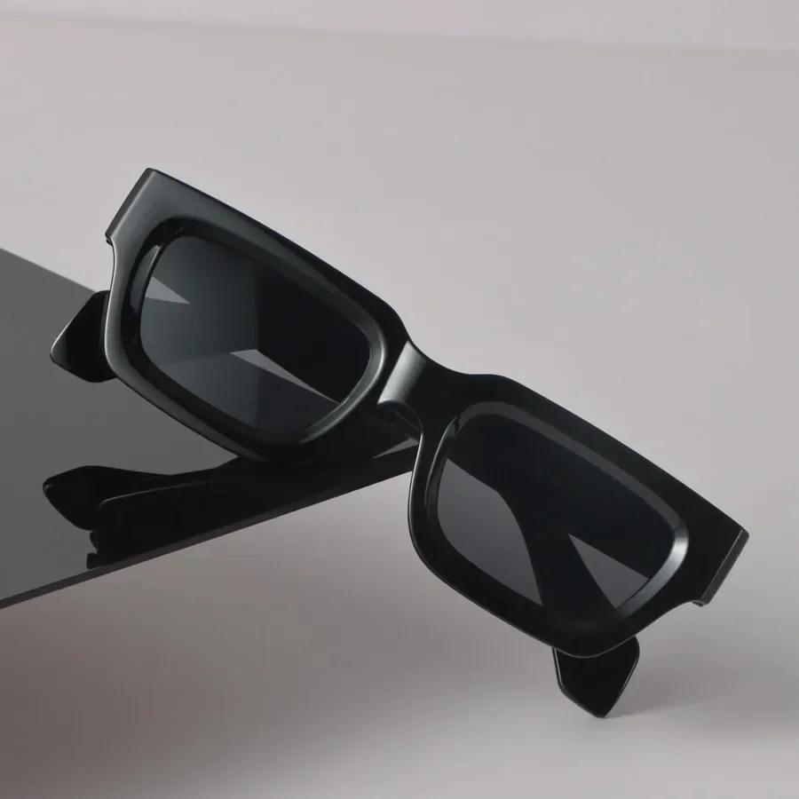 Klasické čtvercové sluneční brýle Retro stylové brýle pro ženy Muži Minimalistická móda Unisex Ležérní nošení