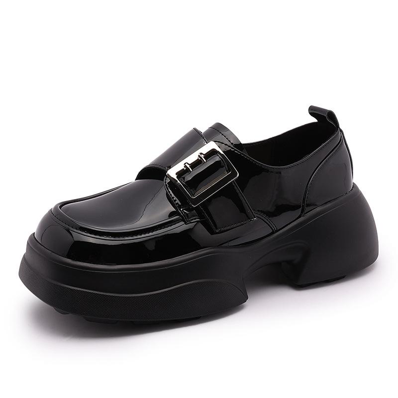 

Leather platform British small leather shoes women s 2025 new glossy loafers muffin soft sole big head black leather shoes women 35