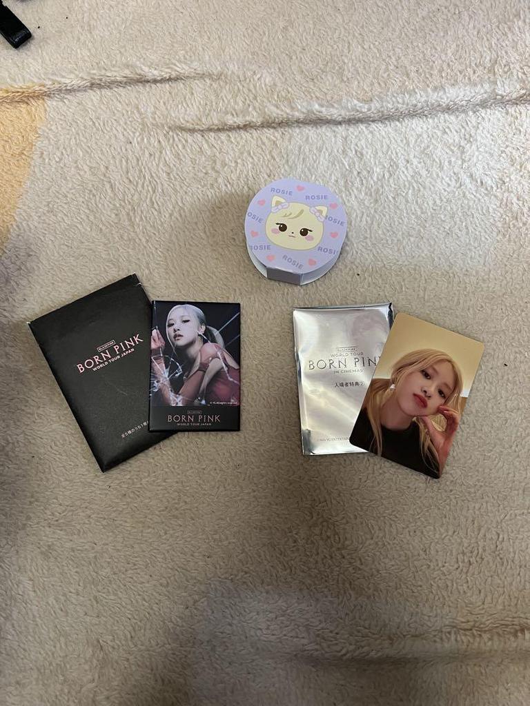[USED] BLACKPINK ROSÉ Merchandise