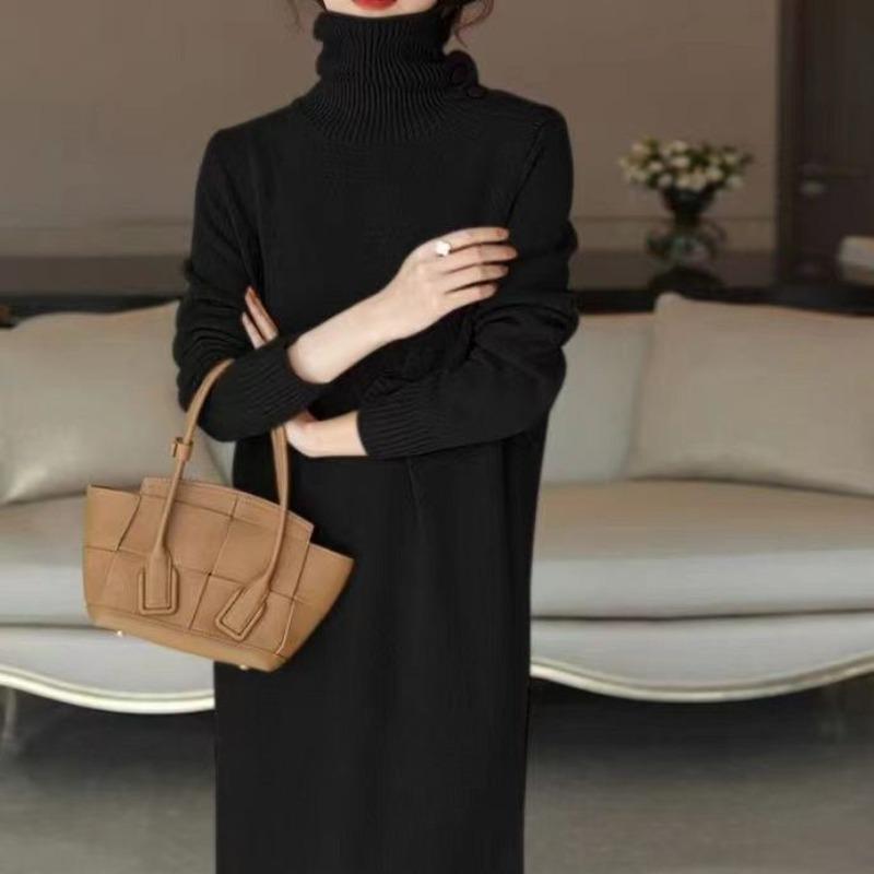 With coat, turtleneck sweater skirt, children's autumn and winter long loose temperament, with design sense knitted primer dress