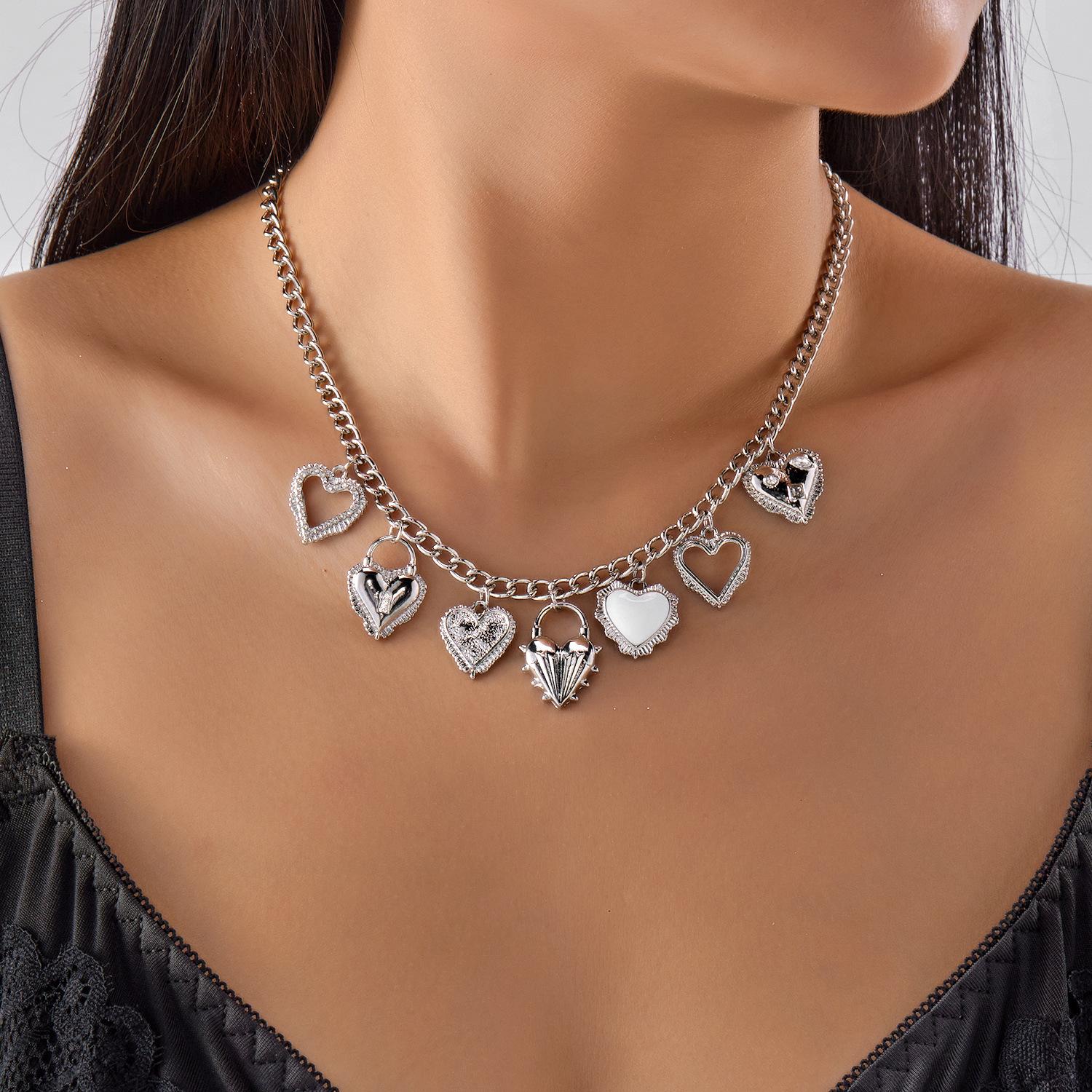 

Модное ожерелье для женских украшений серебряный