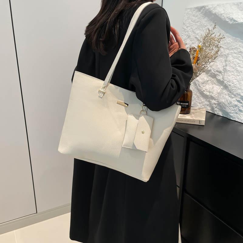 Minimalist Large Capacity Tote With Zipper Closure And Interior Phone Pouch For Office Use