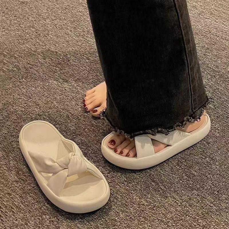 Khaki platform sandals women wear one word with skirt beach cool slippers summer new