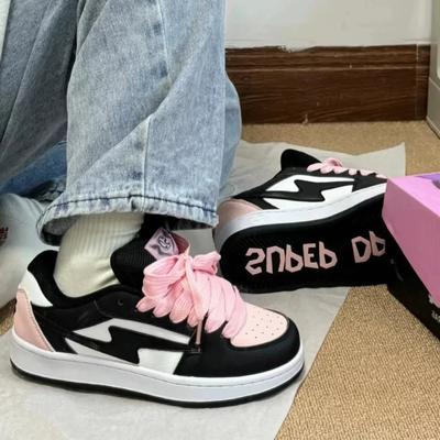 Mode SOMMER klobige DAMEN Sneaker Dicke Sohle Erhöht Ultraleicht Rutschfest Abriebfest Brot Freizeit-Sneaker Vulkanisierte Schuhe