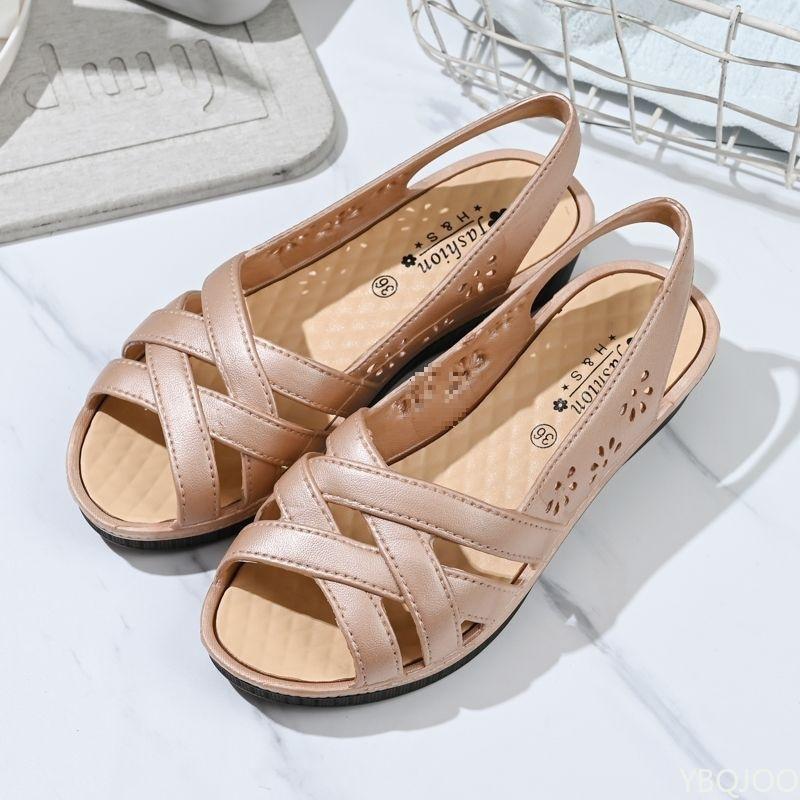 Fashion Soft Sole Non Slip Shallow Mouth Flat Shoes Lightweight Breathable Women Shoes New Women's Summer Hollow Out Wedges Sandals