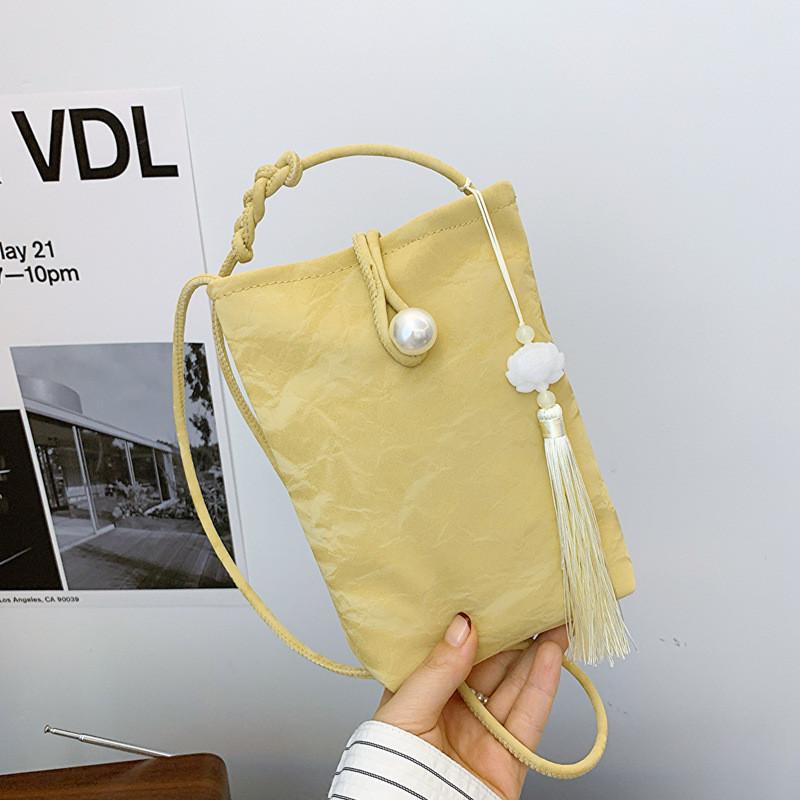 Трендовая мини-сумка 2024 Очаровательная летняя наплечная сумка кроссбоди со стильными кисточками жёлтый