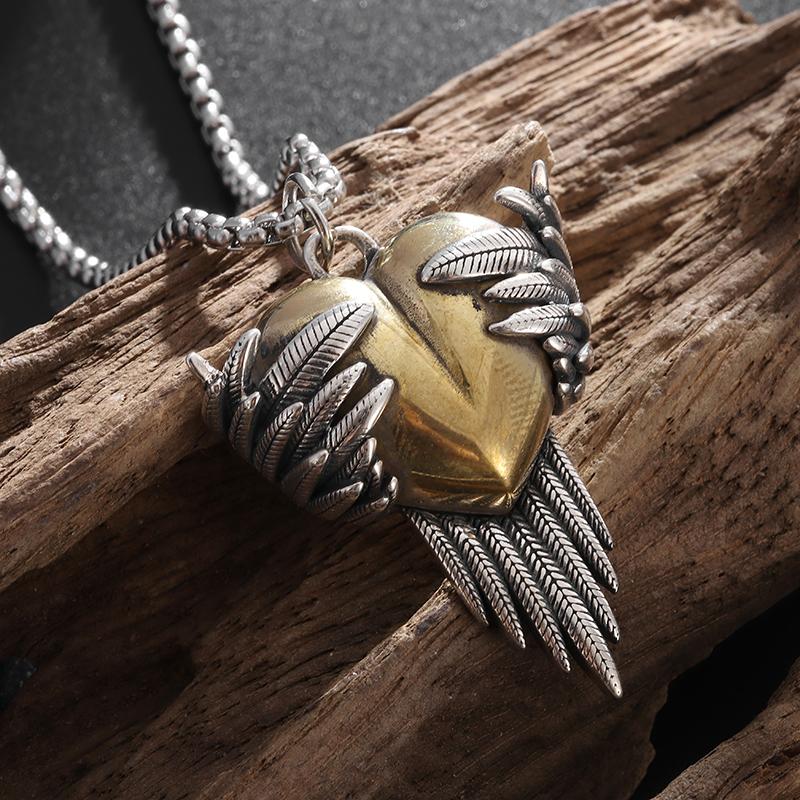 Fashionable Love Shape Feather Wings Bird Necklace Pendant Couple Gift Men and Women Romantic Charm Jewelry