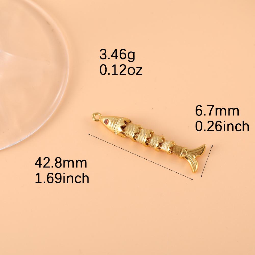 Eleganter vergoldeter Koi-Fisch Anhänger mit Strasssteinen