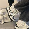 Dopamine platform white shoes women's 2025 autumn and winter new versatile casual shoes American trend design board shoes