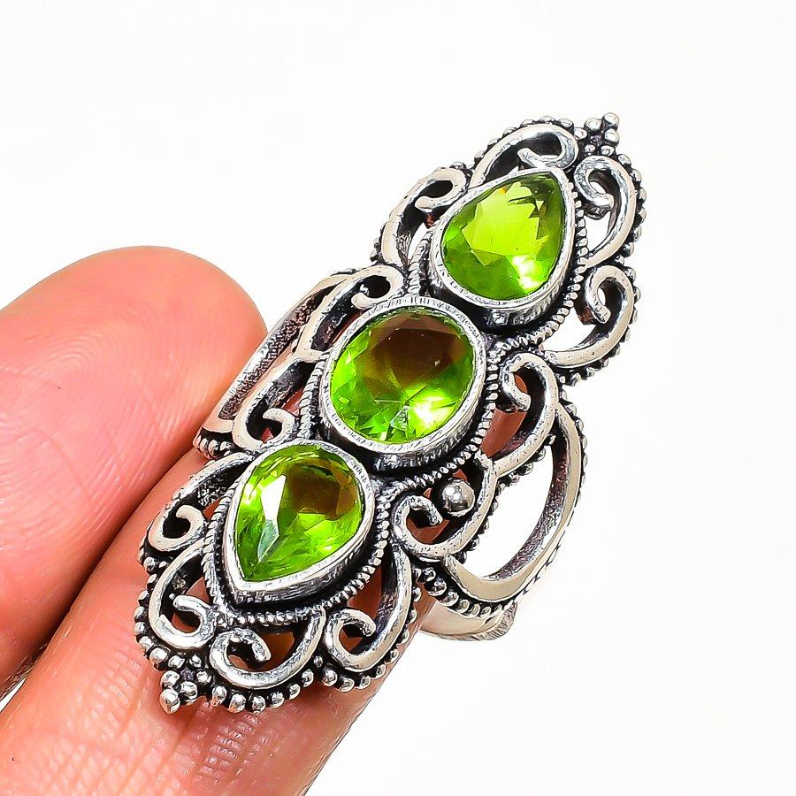 Natural Peridot Gemstone 925 Sterling Silver Jewelry Ring Size 11.5 N9q27