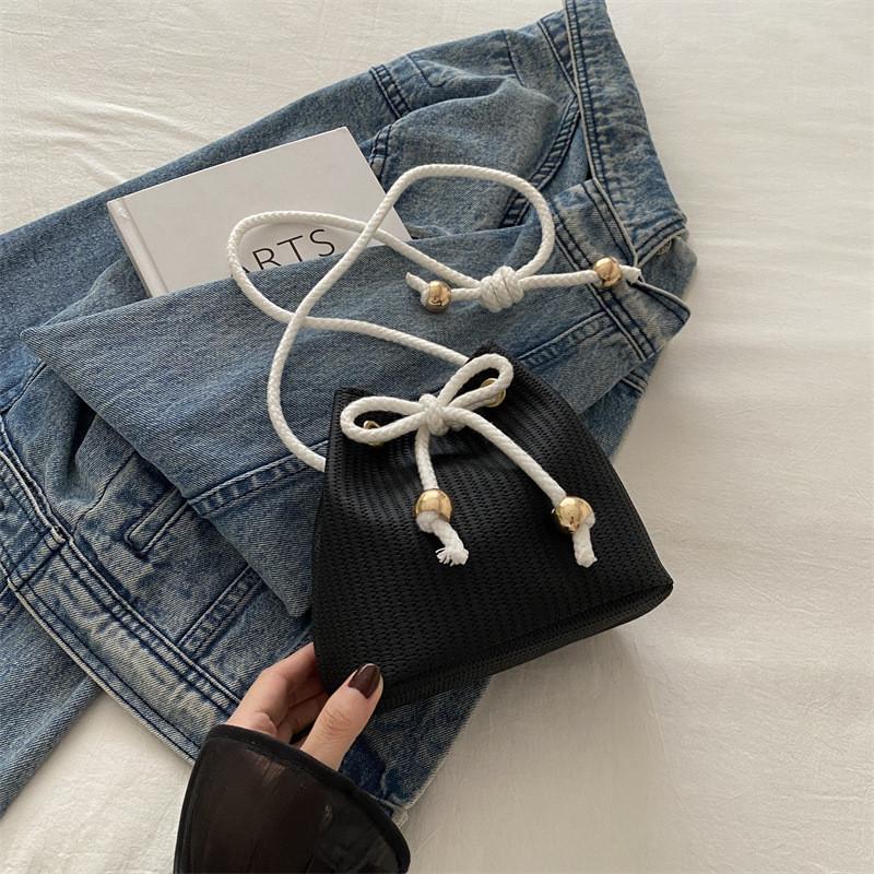 Chic Canvas Bucket Bag For Women Stylish And Casual For Daily Commuting Needs