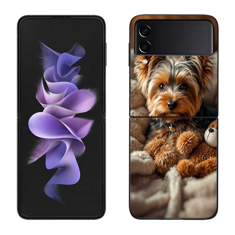 Yorkshire Terrier Dog Phone Case For Samsung Z Flip 7 6 5G Galaxy Z Flip 5 4 3 Black Hard Cell Cover Luxury PC Shell Coque