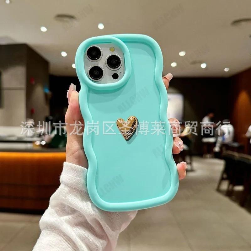 Gold love applies to Apple 16promax mobile phone case 15plus14 anti-drop 13 wavy pattern 12 soft cover