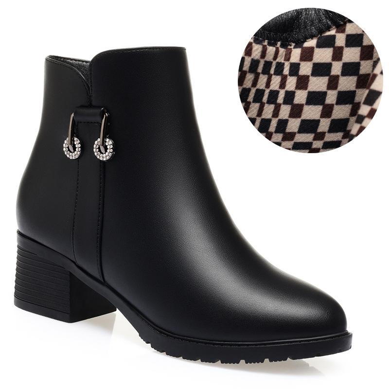 Women's thick-heeled short boots, autumn and winter new single boots, soft leather and velvet leather shoes