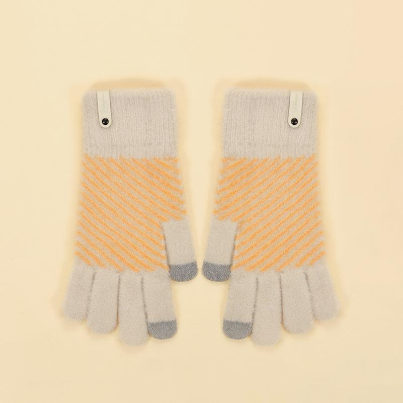 Winter Warm Touchscreen Five-Finger Gloves for Men and Women Fleece-Lined Thickened Knitted Wool Cycling Gloves Fashionable Cold-Weather Protection