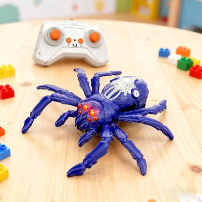 Realistic RC , Remote Control Toy with Glowing LED Eyes, Electric Spooky Crawlers for