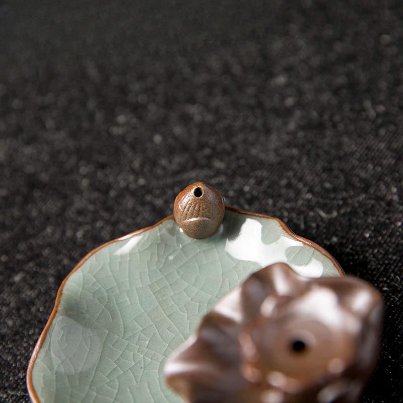 Reverse Flow Incense Burner Ornament, Home Indoor Zen Tea Ceremony, Chinese Style Lotus Shape Aromatherapy Stove Decoration, 1Pc