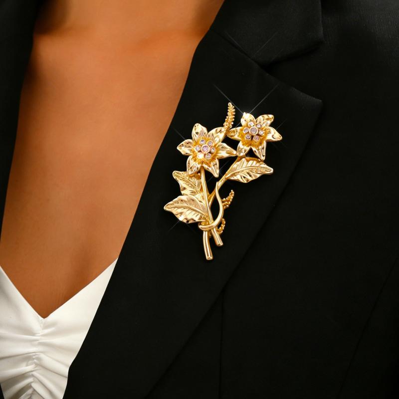 Fashion Elegant Gold Floral Brooches For Women Clothing Coat Suit Accessories Gifts