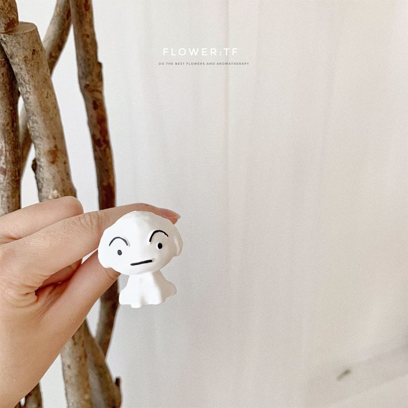 

Car Good Stuff Crayon Xiaoxin Car Perfume Air Outlet Aromatherapy Fragrant Stone Light Perfume Men Car Interior Decoration Xiaopai Other notes