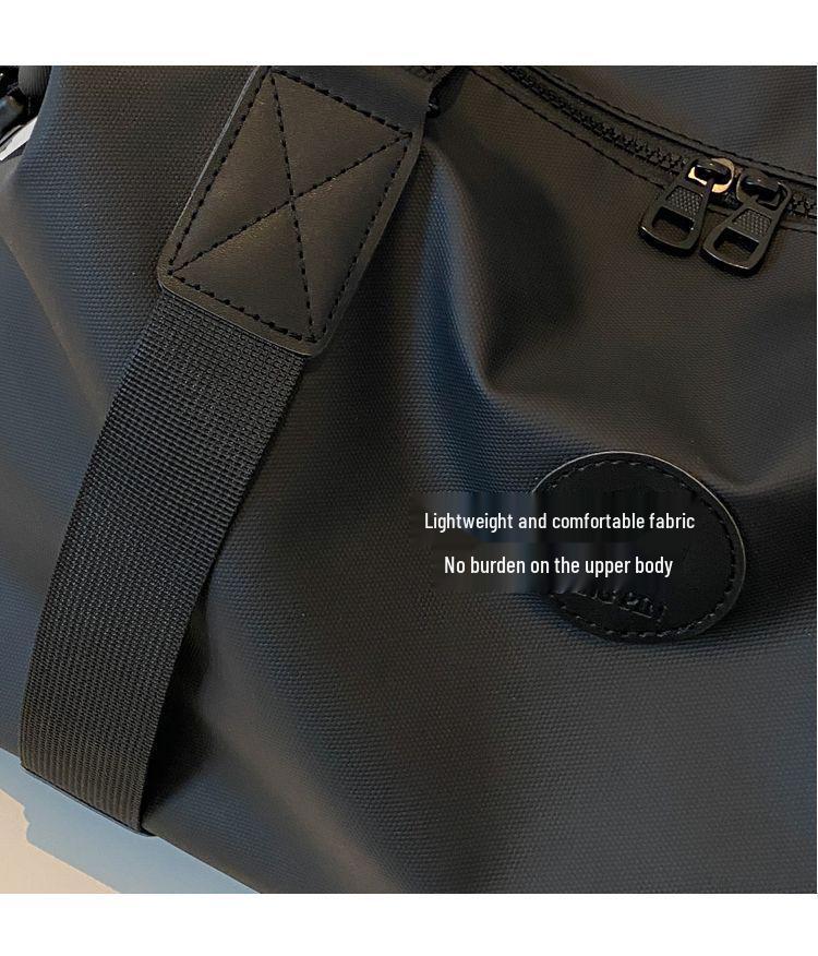 High-Capacity Business Travel Shoulder Bag - Convenient Overnight Handbag