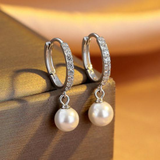 Korea Dongdaemun S925 Silver Cross Ear Cuffs: Unisex Zircon Earrings with Simple, Modern Design