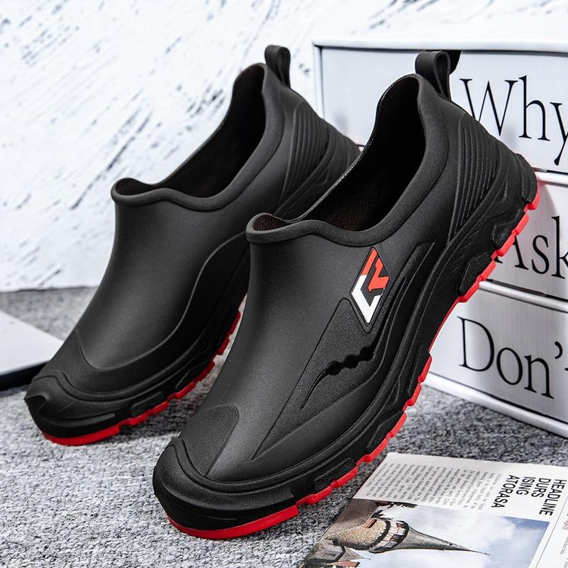 Men's Short Water Shoes Waterproof and Non-slip Rain Boots Thickened Soles Wear-resistant Rubber Shoes Outdoor Work Kitchen Water Boots Durable